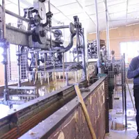 Visite de l’entreprise de Lavage des laines du Gévaudan avec les explications de Patrick Laurent.