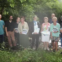 Les résultats du réseau départemental de suivi de la qualité des cours d'eau pour l'année 2022 ont été présentés sur les rives de la Borne à hauteur d