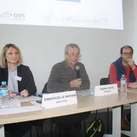 Emmanuelle Mariani, directrice du GDS 43, avec le président Thierry Ravel et l'administrateur Cédric Sanial.