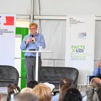 Le ministre a notamment annoncé la mise en place d’un guichet unique « pour favoriser l’installation  et la transmission ».
