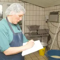 Productrice de fromage salers à Loupiac, Madeleine Serre vient d’être primée pour l’idée d’un logiciel.
