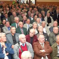 Salle comble  à Montsalvy : près de 400 anciens combattants du département ont participé au 42e congrès de la Fnaca, qui a réuni plus de 700 personnes