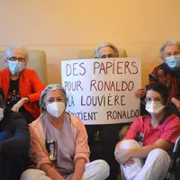 Personnel soignant, résidants, direction de l'Éhpad de la Louvière unis pour soutenir le jeune Ronaldo.