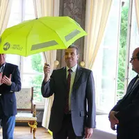 Signature de convention officielle avec la Police, la gendarmerie, la CCI du Cantal, le Medef, la presse...