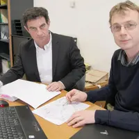 Jean-Pierre Delpont, premier vice-président du Conseil général, et Philippe Fabrègue, directeur des routes départementales. 
