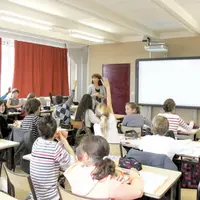 Dix-huit collèges vont prochainement être équipés de matériel pédagogique de dernière génération.
