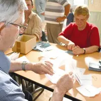 Alors que la droite reprend la main sur le canton de Riom, la gauche peut lui ravir le canton de La Roquebrou.