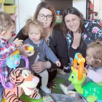 Pour l’heure, Cyrielle Allary et Aurélie Vidalinc ont l’agrément pour six enfants gardés en même temps dans la Mam. Douze demandes sont sur liste d’at