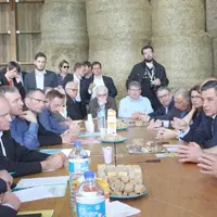 François Fillon a affiché son ambition de redonner de la compétitivité à l’agriculture française notamment via une baisse des charges et la suppressio