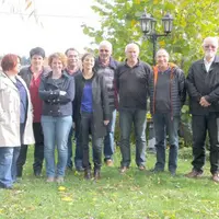 Pascal Combelle, de Cantal destination, anime un réseau de Greeters, dont les membres se sont réunis à la ferme auberge de Roffiac.