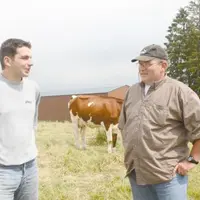 Damien Mazeyrat et Patrick Pomel sur les hauteurs de Chanterelle, à 1 050 mètres.