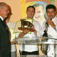 Fabrice Riéfolo (vainqueur du concours) entouré de Régis Marcon et Michel Tafanel.