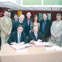 Première du genre, la convention a été signée vendredi à Aurillac par les présidents Descœur et Souchon.
