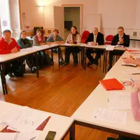 Tous les partenaires réunis pour lancer le service du service de répit à domicile sur le département.