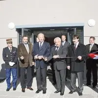 Les deux ministres ont coupé le ruban inaugurant les nouvelles installations de la gendarmerie.