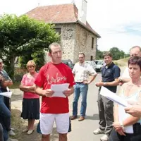 La profession a exposé les raisons de son inquiétude à Vincent Descœur, sur une exploitation de Prunet.