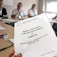 Le Centre médico-chirurgical d'Aurillac dispose depuis 1973 d'un service de réanimation qui compte, à ce jour, huit places.