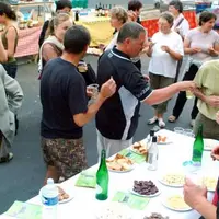 Le marché de Chaudes-Aigues est le premier dans le Cantal à recevoir le label “Bienvenue à la Ferme”.