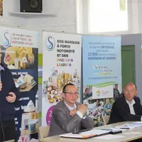 Damien Lacombe, aux côtés de Rémi Broncy et Laurent Duplomb, a annoncé qu’une ristourne de 3,50 €/1 000 l aux adhérents serait proposée à la prochaine