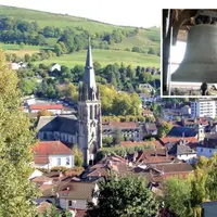 À Saint-Géraud, les intervenants ont mis l’accent sur l’utilité du clocher et de sa flèche, ainsi que sur les diverses fonctions  du carillon.