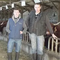 L'exemple du Gaec élevage Duval-Besse démontre, selon les JA du Cantal, "qu'il est possible d'installer un jeune hors cadre familial"