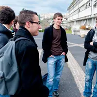 Israéliens, Marocains, Chinois... : le multilinguisme est une réalité sur le campus aurillacois.