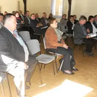 Samedi 15 octobre, la défense de la ruralité a mobilisé une quarantaine d’élus du département.