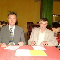 Serge Moly, président du Lial et Jean-Yves Perron, président du Cilal, ont signé vendredi les statuts d’Analysa.