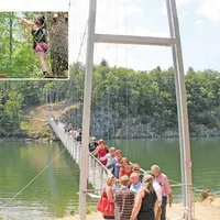 Les rives d’Espinet et de Saint-Gérons sont désormais reliées via une passerelle himalayenne.