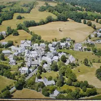 Près du bourg de Lieutadès devrait d’ici un an être implantée une unité de méthanisation collective qui permettra d’alimenter un réseau de chaleur.