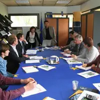 Une première rencontre a eu lieu entre les responsables des centres d’appel déjà en activité dans le Cantal.