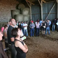 Une quarantaine de personnes dont une bonne vingtaine d’éleveurs ont suivi les exposés autour de ces voies de valorisation des veaux salers.