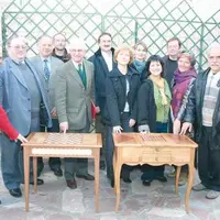 Les acteurs de la filière bois réunis pour le lancement du concours : les lauréats recevront des meubles en bois réalisés par les élèves du lycée prof