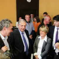 Les sénateurs sortants Pierre Jarlier et Jacques Mézard ont été réélus.