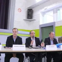 Sur la zone AOP cantal, Sodiaal a payé en 2016 le lait A standard 282 €, le lait AOP 337 € et le lait B 216 €. Il convient d’y ajouter 4,6 € de ristou