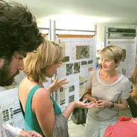 Les étudiants ont rendu leurs conclusions au cours d’une conférence et d’une exposition ; un film est en préparation.