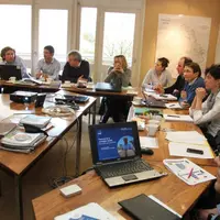 Séance de débriefing au Cif, lors d’une réunion animée par l’Ipsos, à laquelle assistait l’agence de communication. 