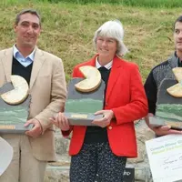 Pierre Wälchli (saint nectaire laitier), Mme Rigaud (saint nectaire fermier) et les Fromageries occitanes (meilleur affineur) récompensés lors du conc