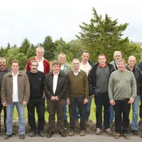 Les éleveurs aubracs cantaliens réunis à Neuvéglise ont travaillé à définir leurs priorités en termes d’aides et ont parlé concours.
