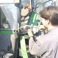Une directive prévoit qu'une période de transition jusqu'au 31 décembre 2011 peut être mise en œuvre par l'Etat membre pour écouler les stocks de fuel