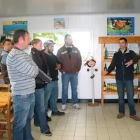 Nicolas, à droite sur la photo.