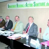 A la tribune de cette Assemblée Générale du GRASL, notons la présence du Dr Frigière, représentant le Groupement Technique Vétérinaire du Limousin ; M