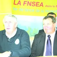 Jean-Michel Lemétayer, président de la FNSEA et Jacques Chazalet, président de la FRSEA Massif central.