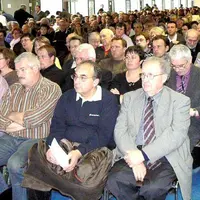 Les 750 élus cantonaux de la nouvelle structure régionale avaient à désigner parmi eux 9 administrateurs par département.