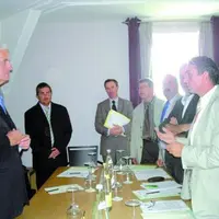 Lors de la rencontre.