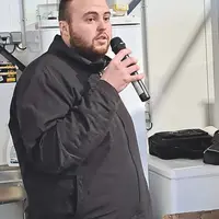 Valentin Guigon s'est particulièrement impliqué dans son installation en production de volailles.