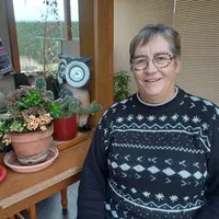 À 61 ans, Monique Ferret aspire à vivre une retraite paisible en compagnie de sa famille  et de ses nombreux amis.