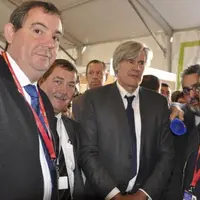 Stéphane Le Foll lors de sa visite sur le stand Charolais.