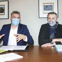 Le député altiligérien, Jean-Pierre Vigier, président de la mission d’information relative aux chambres d’agriculture aux côtés de Yannick Fialip, pré