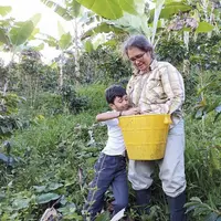 Renommée dans le monde entier, la production de café en Colombie se révèle pourtant très artisanale. Rencontre avec les gérants de la finca Milagro, u